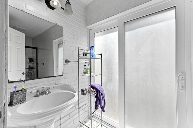 3560 SW 63rd Ave, Miramar, FL 33023 - bathroom featuring a sink