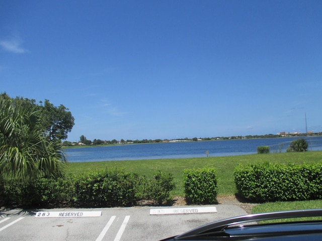 470 Executive Center Dr Unit 2K, West Palm Beach, FL 33401 - water view
