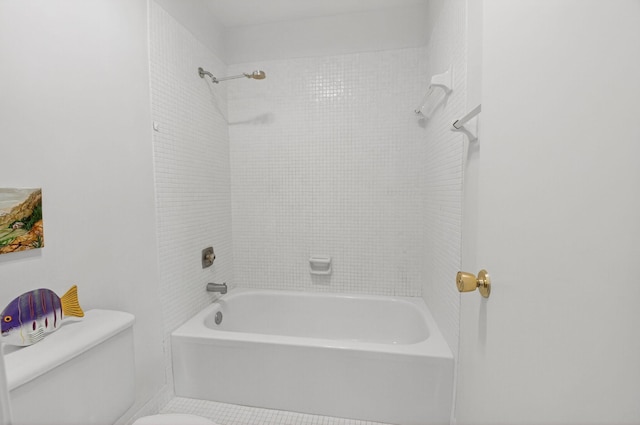 1030 Citrus Way Unit 204, Delray Beach, FL 33445 - full bathroom with toilet and washtub / shower combination