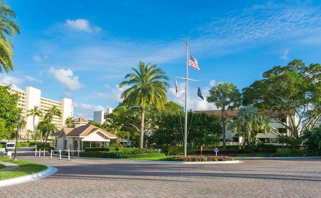 120 Lakeshore Dr Unit 735, North Palm Beach, FL 33408 - surrounding community