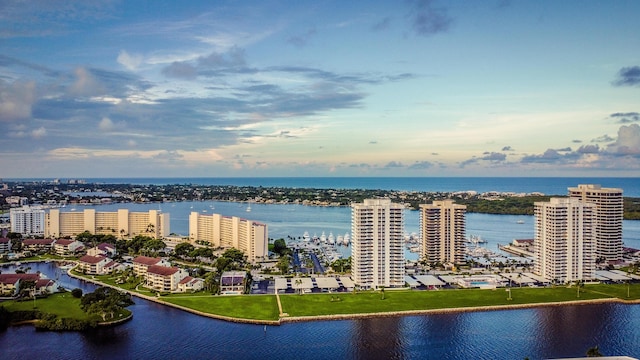 120 Lakeshore Dr Unit 735, North Palm Beach, FL 33408 - view of urban area featuring a large body of water