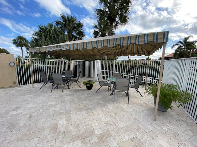 11063 Oakdale Rd, Boynton Beach, FL 33437 - view of patio featuring outdoor dining space