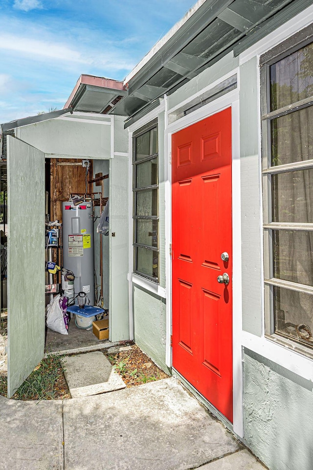 1606 16th Ave N, Lake Worth Beach, FL 33460 - property entrance featuring water heater