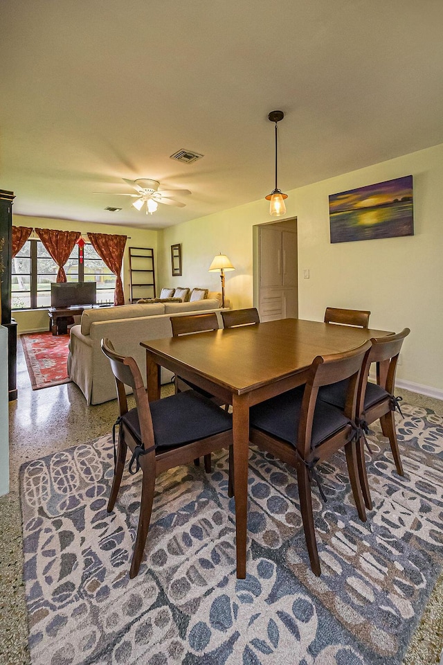 1606 16th Ave N, Lake Worth Beach, FL 33460 - dining space featuring ceiling fan