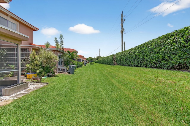 9850 Kamena Cir, Boynton Beach, FL 33436 - view of green lawn