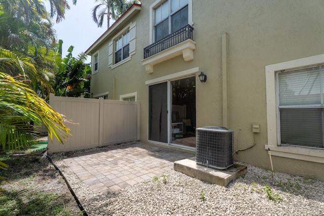 161 Lake Monterey Cir, Boynton Beach, FL 33426 - view of patio / terrace