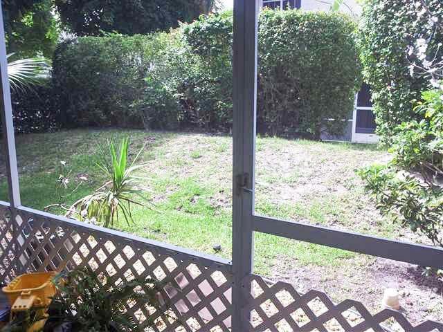 5051 Pointe Emerald Ln Unit 5051, Boca Raton, FL 33486 - view of yard