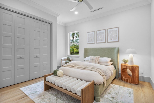 11533 Manatee Ter Unit 11533, Lake Worth, FL 33449 - bedroom with ornamental molding, wood finished floors, a closet, recessed lighting, and ceiling fan