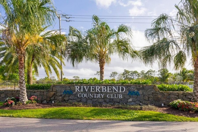 18429 SE Wood Haven Ln Unit G, Jupiter, FL 33469 - view of community / neighborhood sign