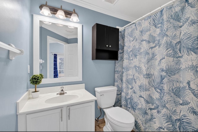 8182 Duomo Cir, Boynton Beach, FL 33472 - full bath featuring ornamental molding, vanity, and a shower with curtain