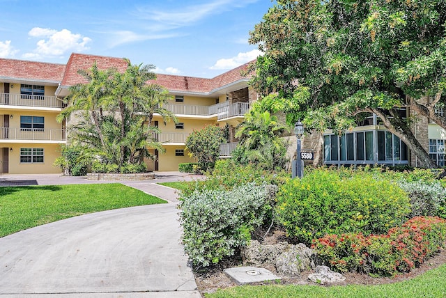5560 Tamberlane Cir Unit 327, Palm Beach Gardens, FL 33418 - view of home's community