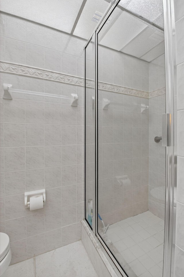 102 Normandy Ln Unit C, Delray Beach, FL 33484 - full bathroom with toilet and a stall shower