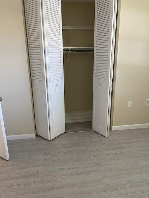 1900 S Kanner Hwy Unit 5-206, Stuart, FL 34994 - view of closet