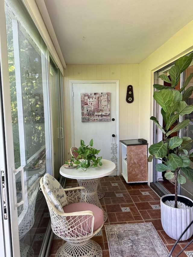1957 SW Palm City Rd Unit B, Stuart, FL 34994 - view of sunroom / solarium