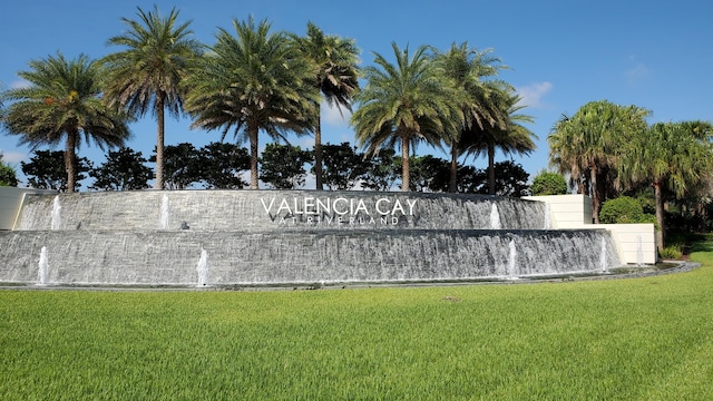 10948 SW Ivory Springs Ln, Port Saint Lucie, FL 34987 - community / neighborhood sign featuring a lawn
