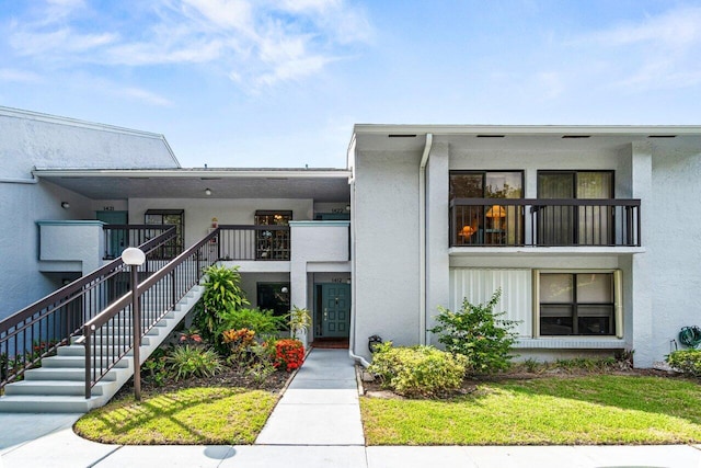 5020 Golfview Ct Unit 1422, Delray Beach, FL 33484 - view of property featuring stairs