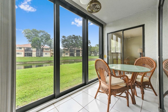 15451 Pembridge Dr Unit 207, Delray Beach, FL 33484 - sunroom with a water view