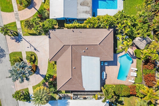 1501 SE 14th St, Deerfield Beach, FL 33441 - view of subject property with a pool area