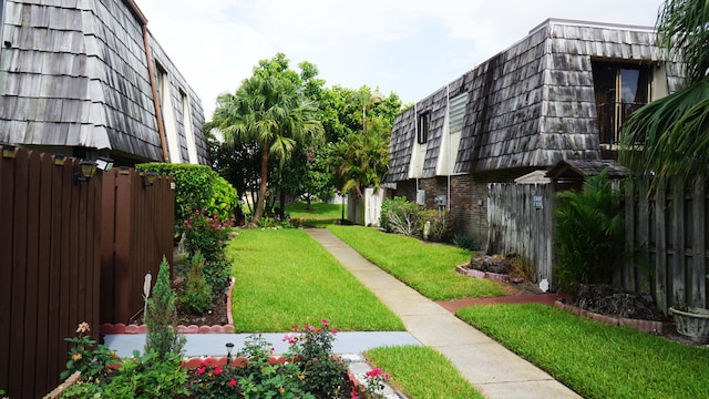 1555 Forest Lakes Cir Unit A, West Palm Beach, FL 33406 - view of yard