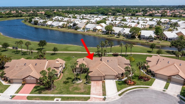 8057 Cassia Dr, Boynton Beach, FL 33472 - aerial view of residential area featuring a nearby body of water and a golf club