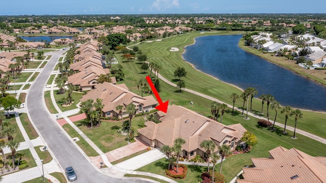 8057 Cassia Dr, Boynton Beach, FL 33472 - view of property location featuring nearby suburban area, a nearby body of water, and a golf club