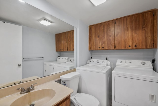 2897 SW 22nd Cir Unit 44B, Delray Beach, FL 33445 - bathroom with independent washer and dryer and vanity