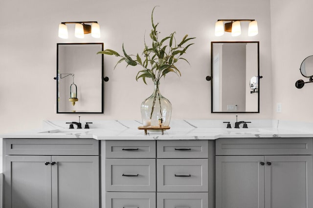 9109 Balsamo Dr, Palm Beach Gardens, FL 33412 - full bathroom with double vanity