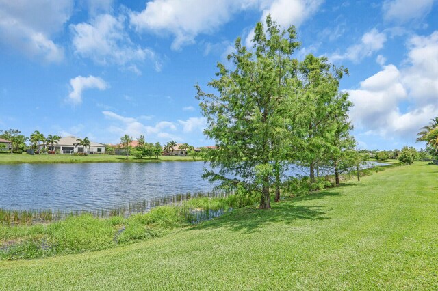 9109 Balsamo Dr, Palm Beach Gardens, FL 33412 - water view