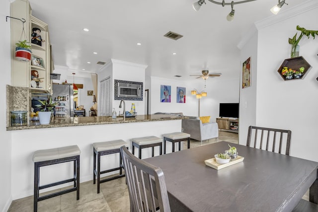 866 NW 92nd Ave, Plantation, FL 33324 - dining area featuring ornamental molding, a ceiling fan, and recessed lighting