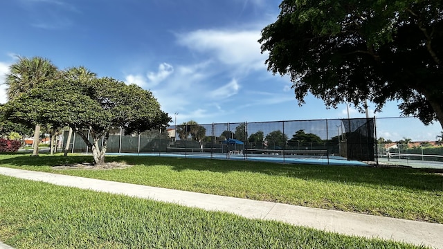 1102 Republic Ct, Deerfield Beach, FL 33442 - view of home's community featuring a tennis court