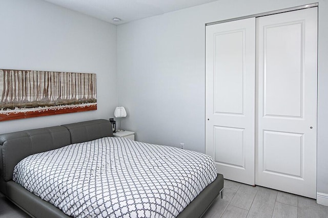 3165 Berkley Square Way, Vero Beach, FL 32966 - bedroom with a closet