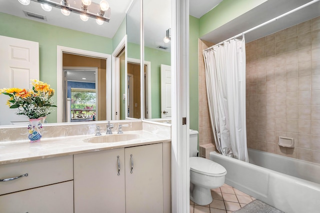 2029 Greenview Cove Dr, Wellington, FL 33414 - bathroom featuring vanity, tile patterned floors, and shower / bath combo with shower curtain