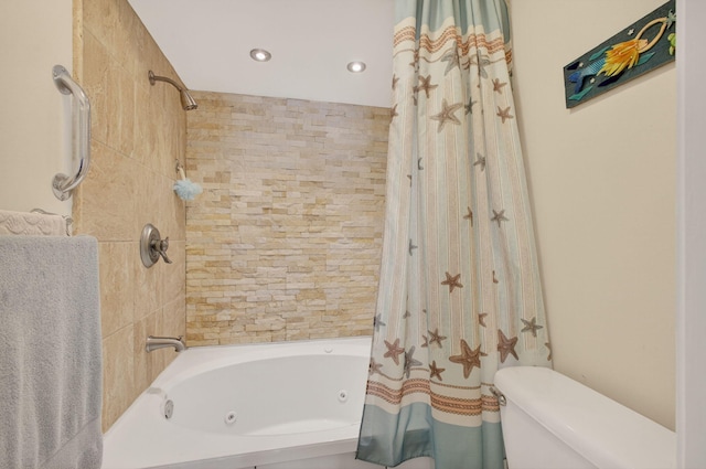 4640 Homestead Way Unit 39, West Palm Beach, FL 33417 - bathroom featuring a combined bath / shower with jetted tub and recessed lighting