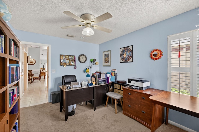 4640 Homestead Way Unit 39, West Palm Beach, FL 33417 - home office featuring carpet flooring, a ceiling fan, and a textured ceiling