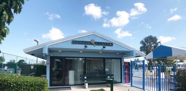 5791 Spindle Palm Ct Unit D, Delray Beach, FL 33484 - view of building exterior