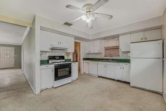 4840 Pineaire Ln, West Palm Beach, FL 33417 - kitchen featuring white appliances, under cabinet range hood, dark countertops, backsplash, and crown molding