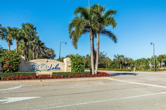 11355 SW Rockingham Dr, Port Saint Lucie, FL 34987 - community / neighborhood sign with uncovered parking