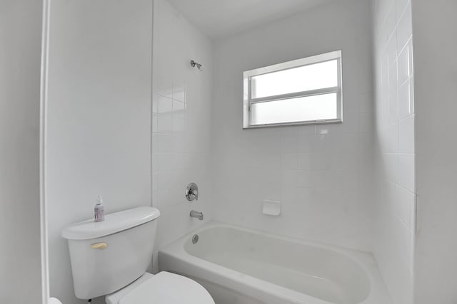 3601 SW Europe St, Port Saint Lucie, FL 34953 - full bath with toilet and shower / washtub combination