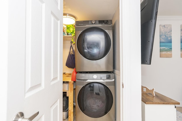 2140 White Pine Cir Unit A, Greenacres, FL 33415 - laundry room with stacked washer and clothes dryer