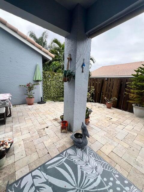 9815 Watermill Cir Unit B, Boynton Beach, FL 33437 - view of patio / terrace
