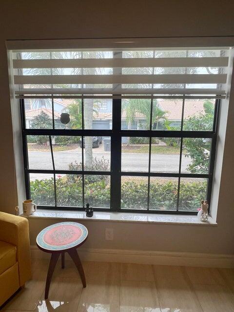 9815 Watermill Cir Unit B, Boynton Beach, FL 33437 - detailed view of baseboards