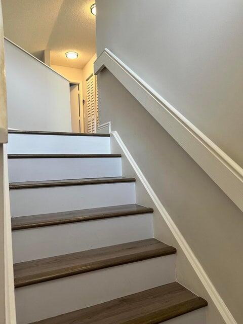 9815 Watermill Cir Unit B, Boynton Beach, FL 33437 - view of stairway