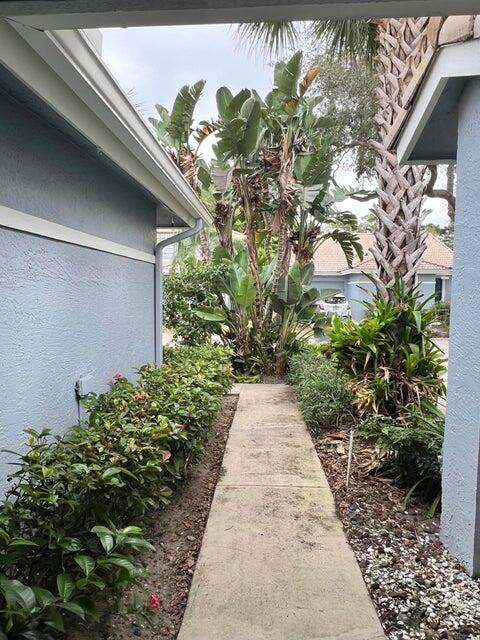 9815 Watermill Cir Unit B, Boynton Beach, FL 33437 - view of yard