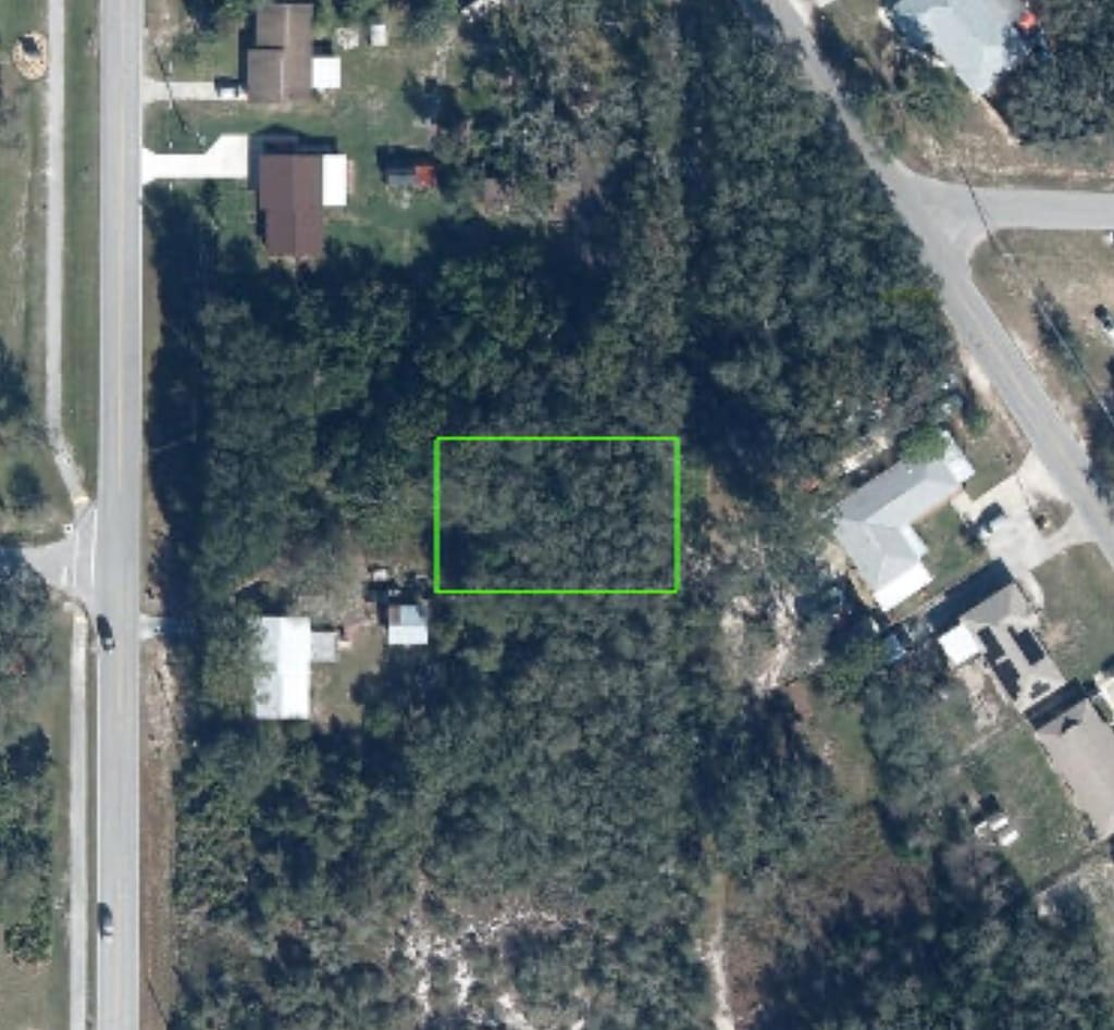 5127 Grampus Dr, Sebring, FL 33870