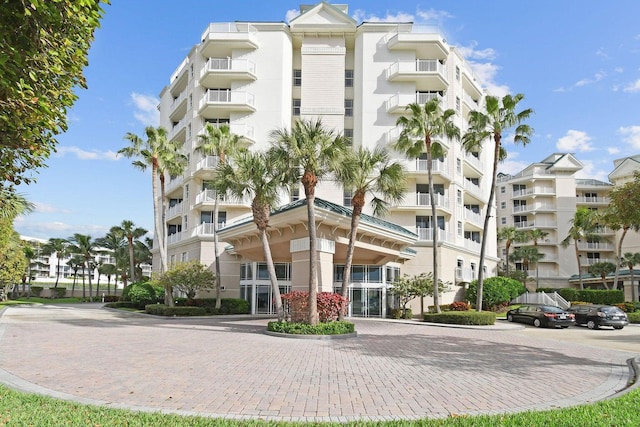 120 Ocean Grande Blvd Unit 302, Jupiter, FL 33477 - view of apartment building / complex