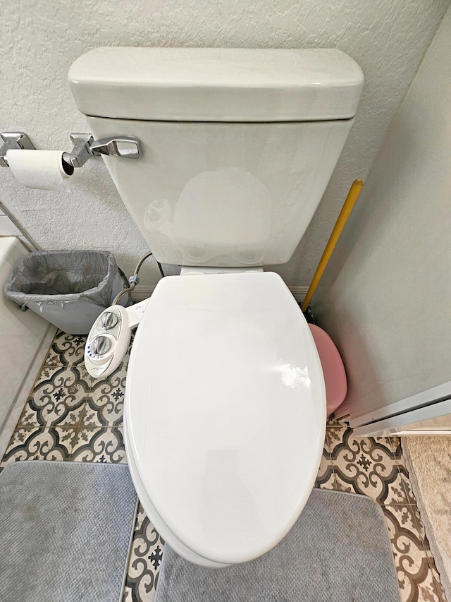 690 NE 150th Ct, Morriston, FL 32668 - bathroom view of toilet