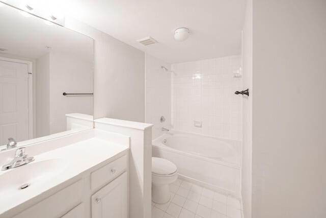 11765 W Atlantic Blvd Unit 1626, Coral Springs, FL 33071 - bathroom with vanity, washtub / shower combination, and tile patterned floors