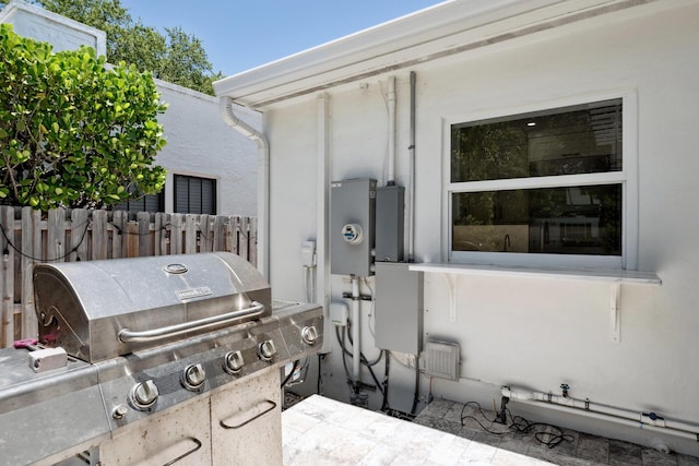 1116 SE 11th St, Fort Lauderdale, FL 33316 - view of patio / terrace featuring area for grilling