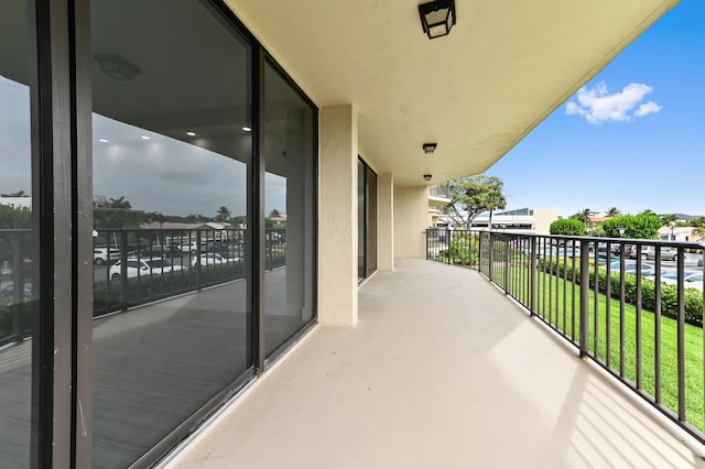 899 Jeffery St Unit 208, Boca Raton, FL 33487 - view of balcony