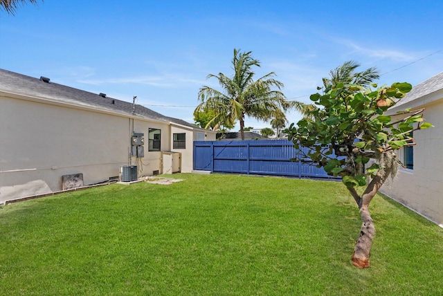 1420 Lake Ave, Lake Worth Beach, FL 33460 - view of yard
